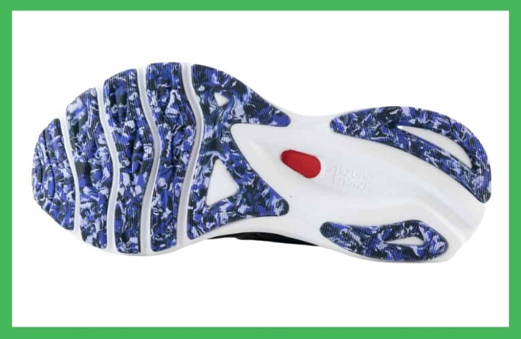 Mizuno Wave Sky 5 rubber outsole with flexible forefoot