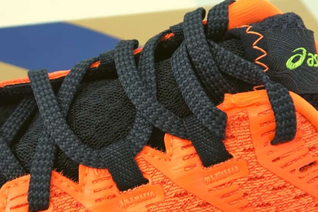 view of the trabuco laces (close up)