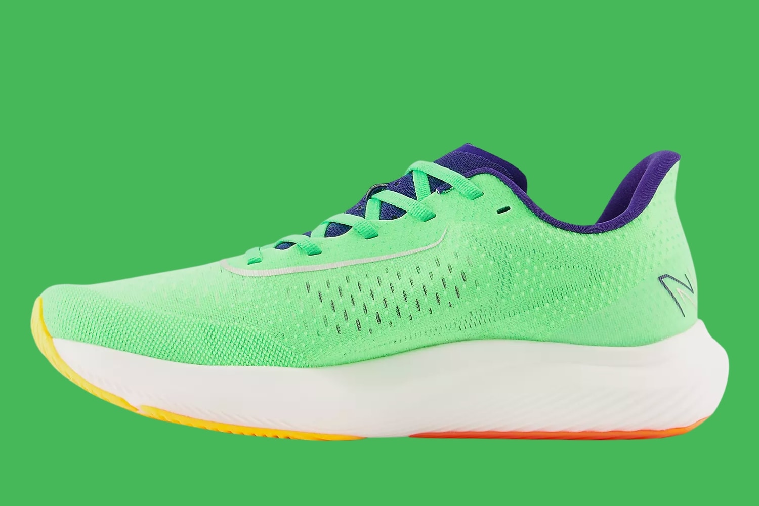 New Balance FuelCell Rebel v3 Review (2022) Lightest Trainer?