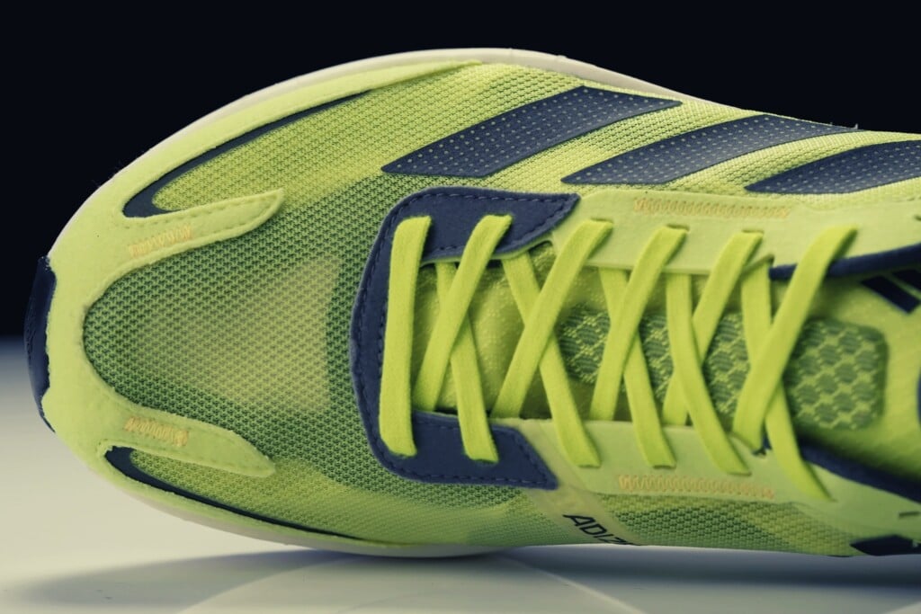 Adidas Adizero Boston 11 (view of the forefoot with toe guard)