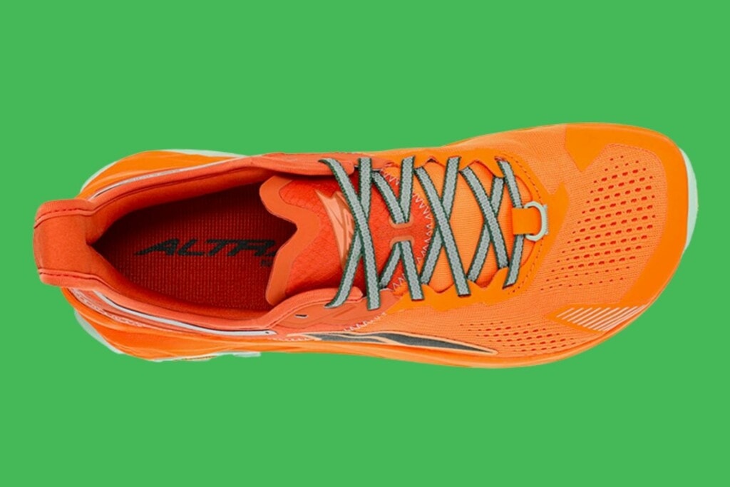 Altra Olympus 5 engineered mesh upper with tapered design to prevent heel slippage and gusseted tongue