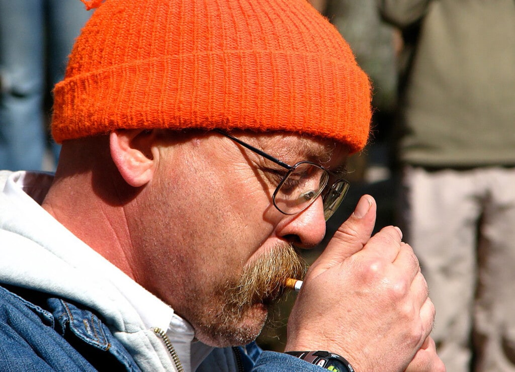director lights a ceremonial cigarette to start Barkley marathon
