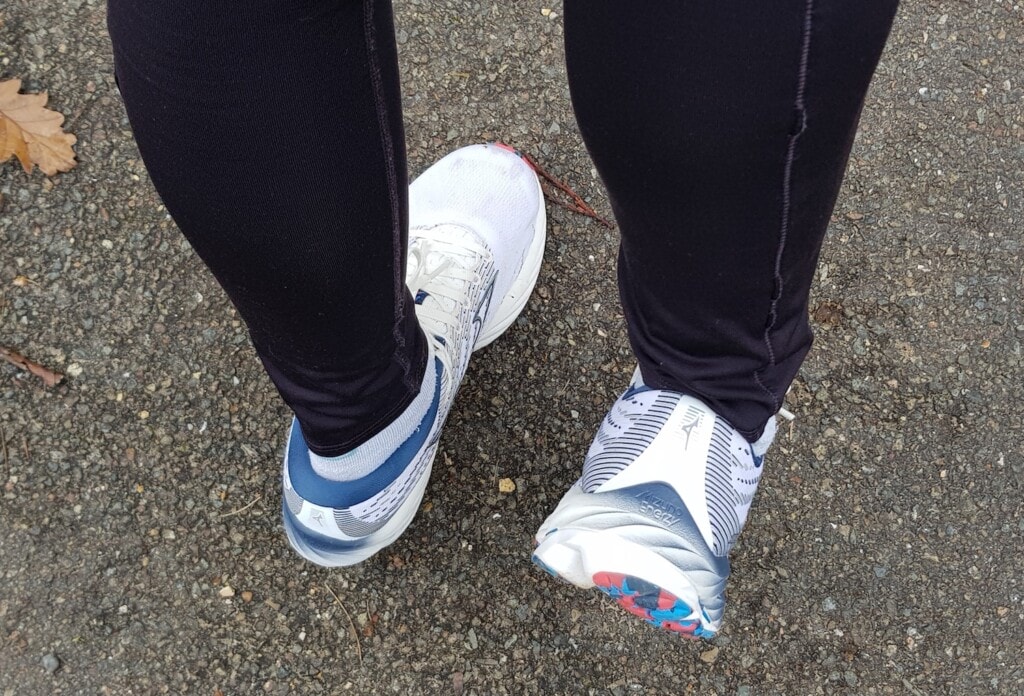 Mizuno Wave Rider 26 on the feet of the runner and editor Aurore Rousseau