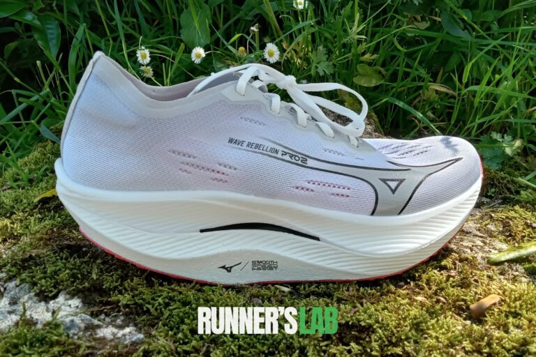 ミズノ　wave rebellion Pro2 WAVE REBELLION PRO 2 - Black | Performance Running | Mizuno UK