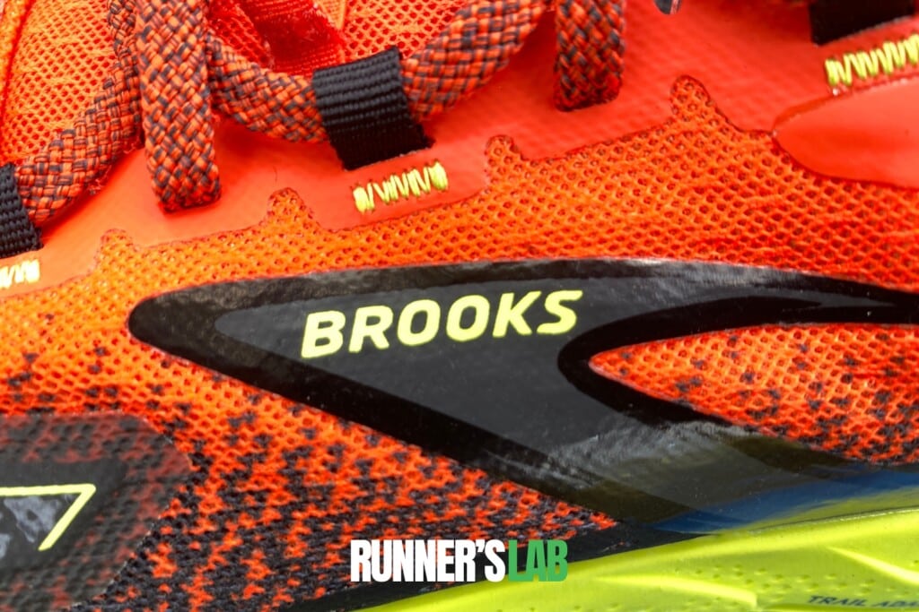 Cascadia 18 Brooks close up