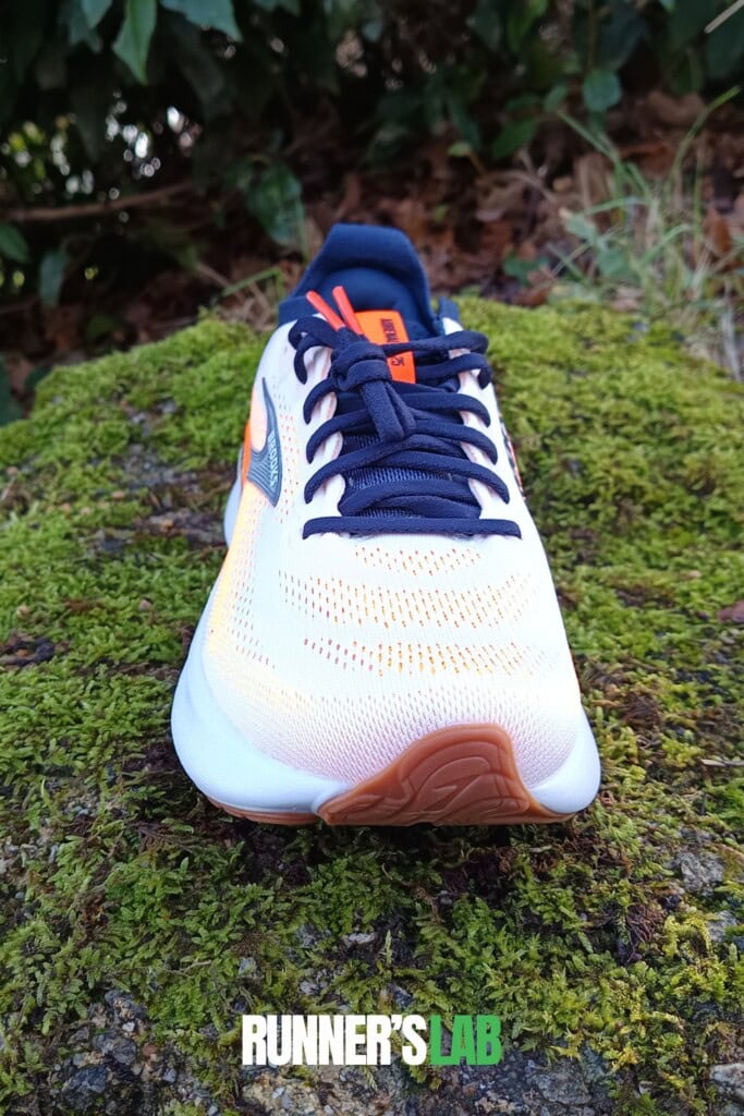 Punta de la Brooks Adrenaline GTS 25