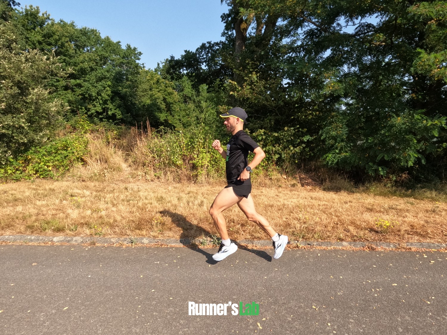 Runner training in the Brooks Ghost 18