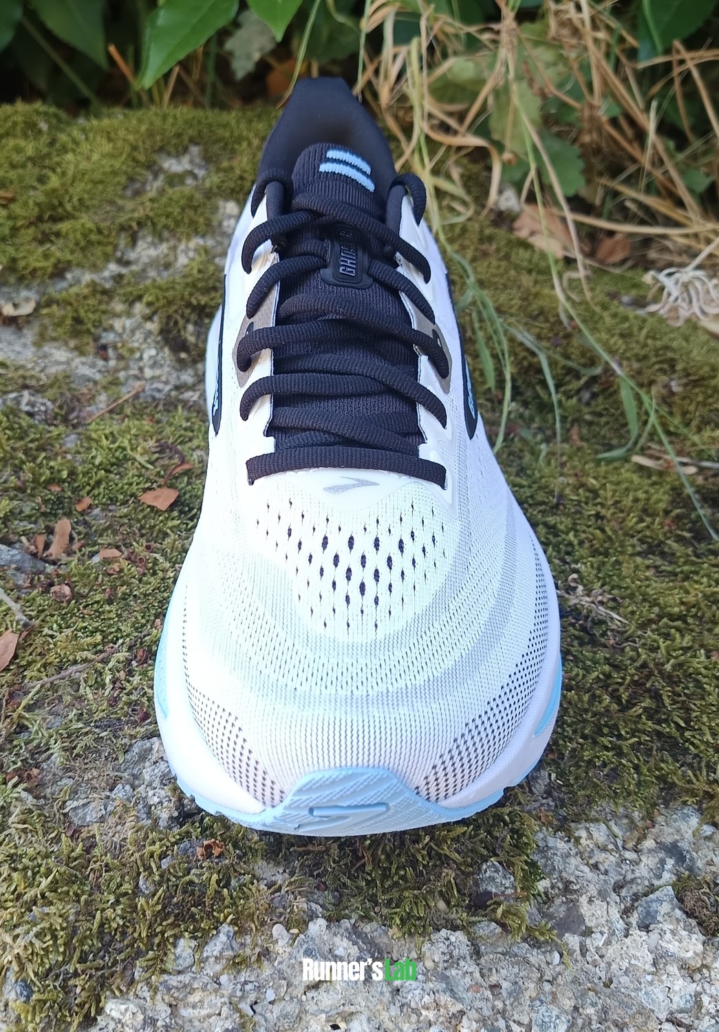 Toe box and forefoot upper of the Brooks Ghost 18