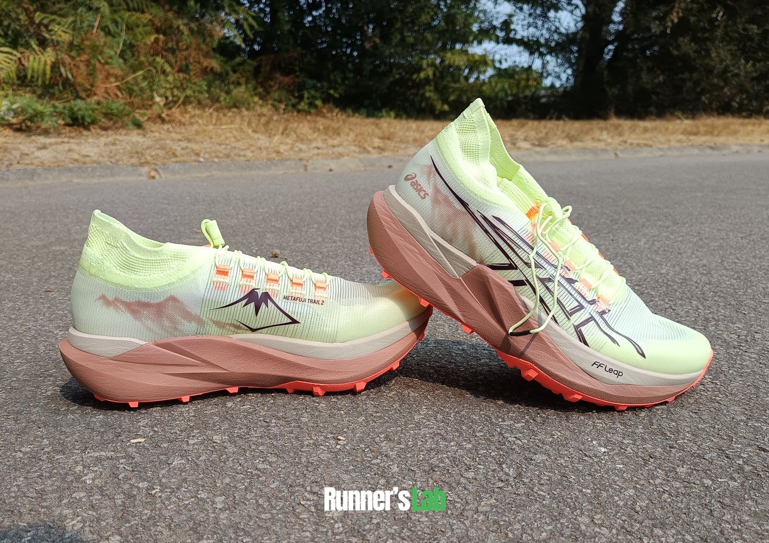 Asics Metafuji Trail 2 balanced on the road
