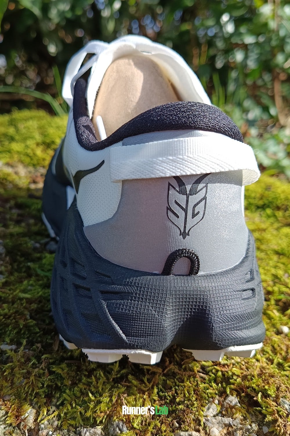 Hoka Speedgoat 7 heel and heel collar